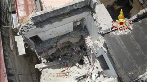 2 survivors rescued from rubble of collapsed apartment building in Naples, Italian media say